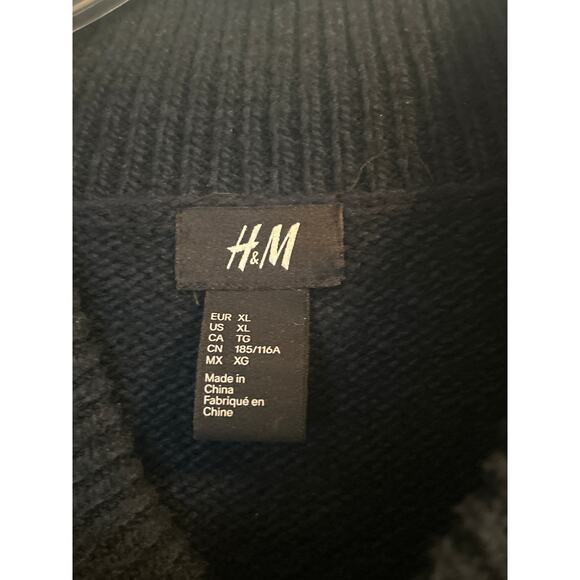 GUC H&M Men's Navy Blue Collared Sweater 5% Wool Long Sleeve Size XL - Picture 3 of 5